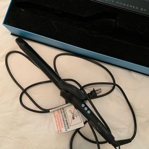 Bio Ionic Long Barrel Styler 1” Pro Curling Iron